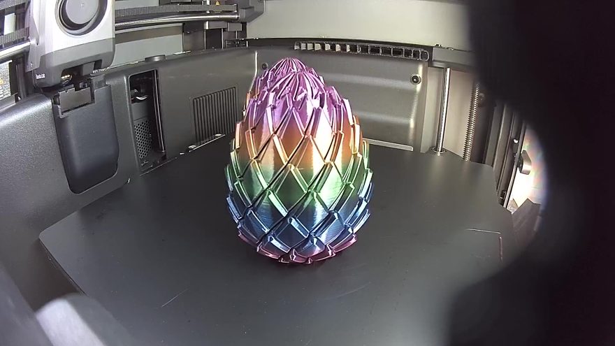 Dragon egg printed in rainbow silk PLA