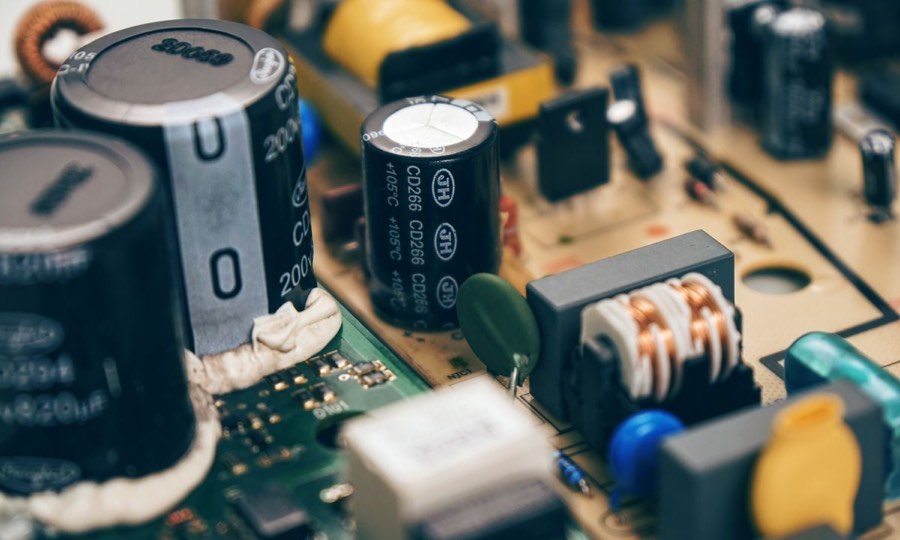 Aged electrolytic capacitors on a power supply circuit board